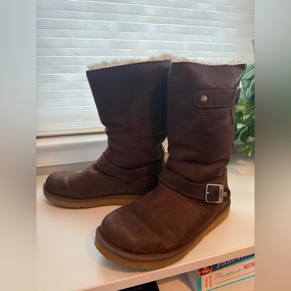 SIZE 9 UGG Dark Brown Moto Boots - Picture 6 of 10